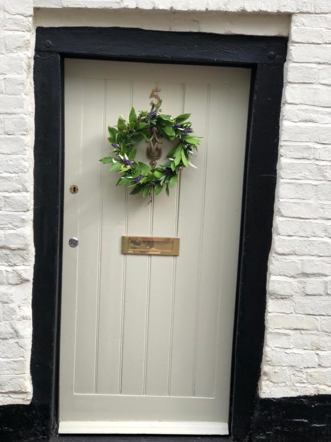 Little Gem On Bridgnorth'S Cartway. River Views Exterior photo
