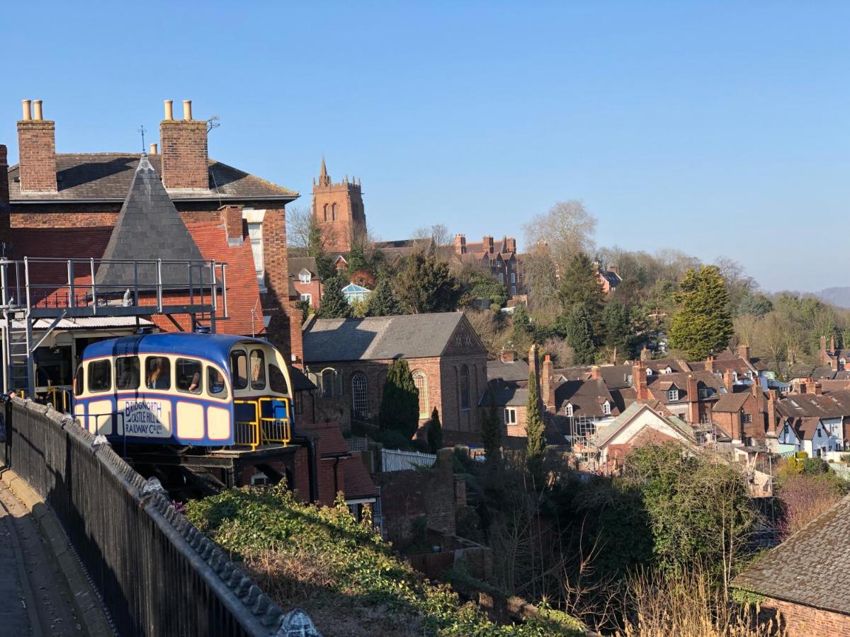 Little Gem On Bridgnorth'S Cartway. River Views Exterior photo